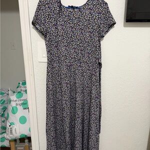 Chic Floral Maxi Dress in Purple and White